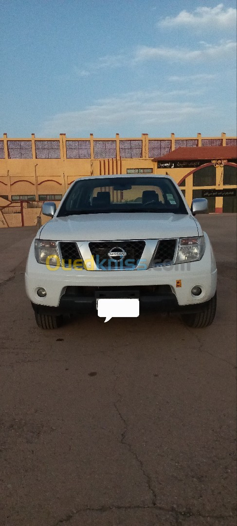 Nissan Navara 2012 Elegance 4x4