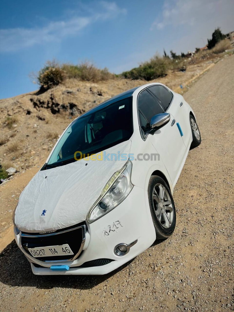 Peugeot 208 2014 Allure