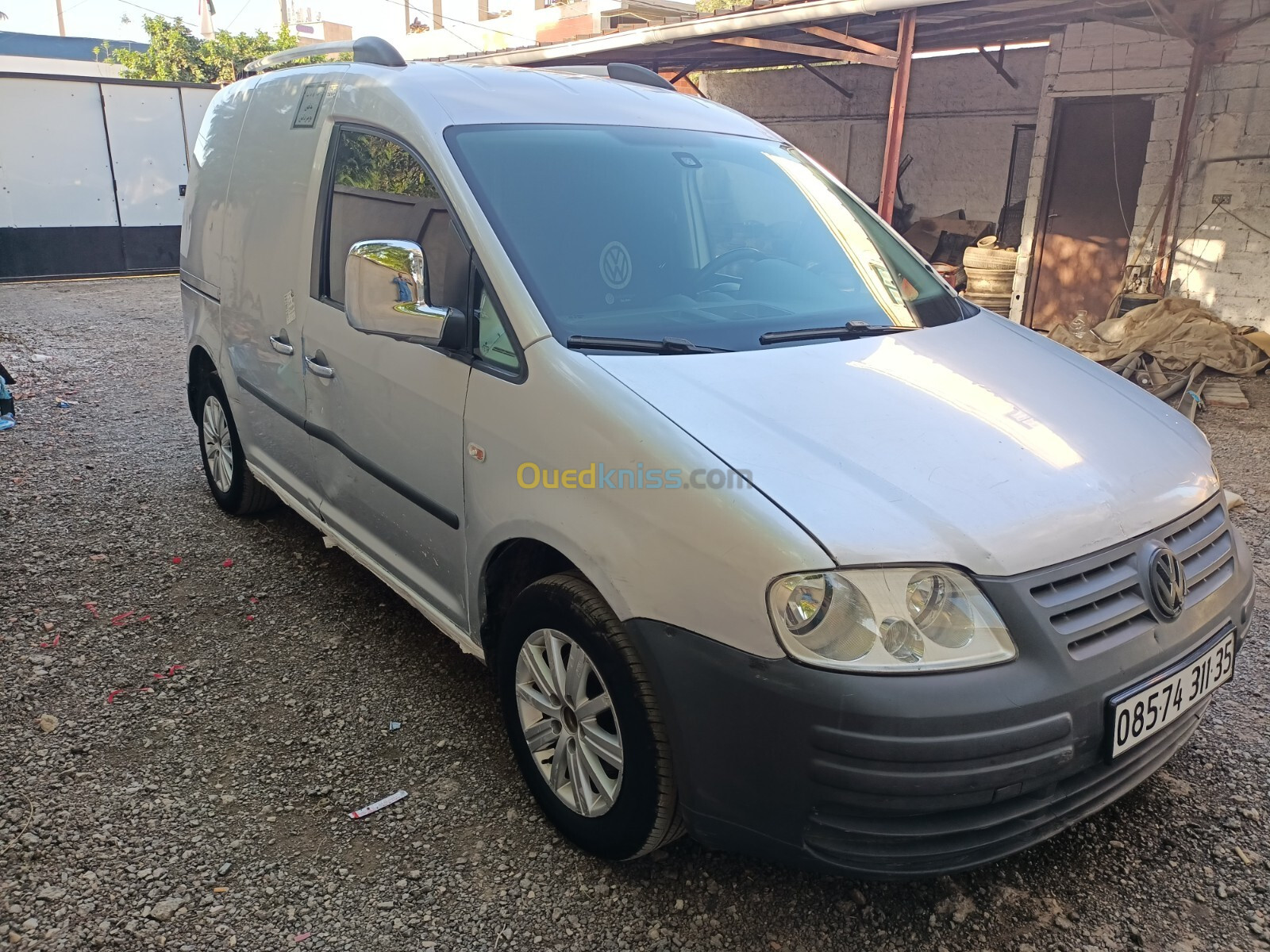 Volkswagen Caddy 2011 