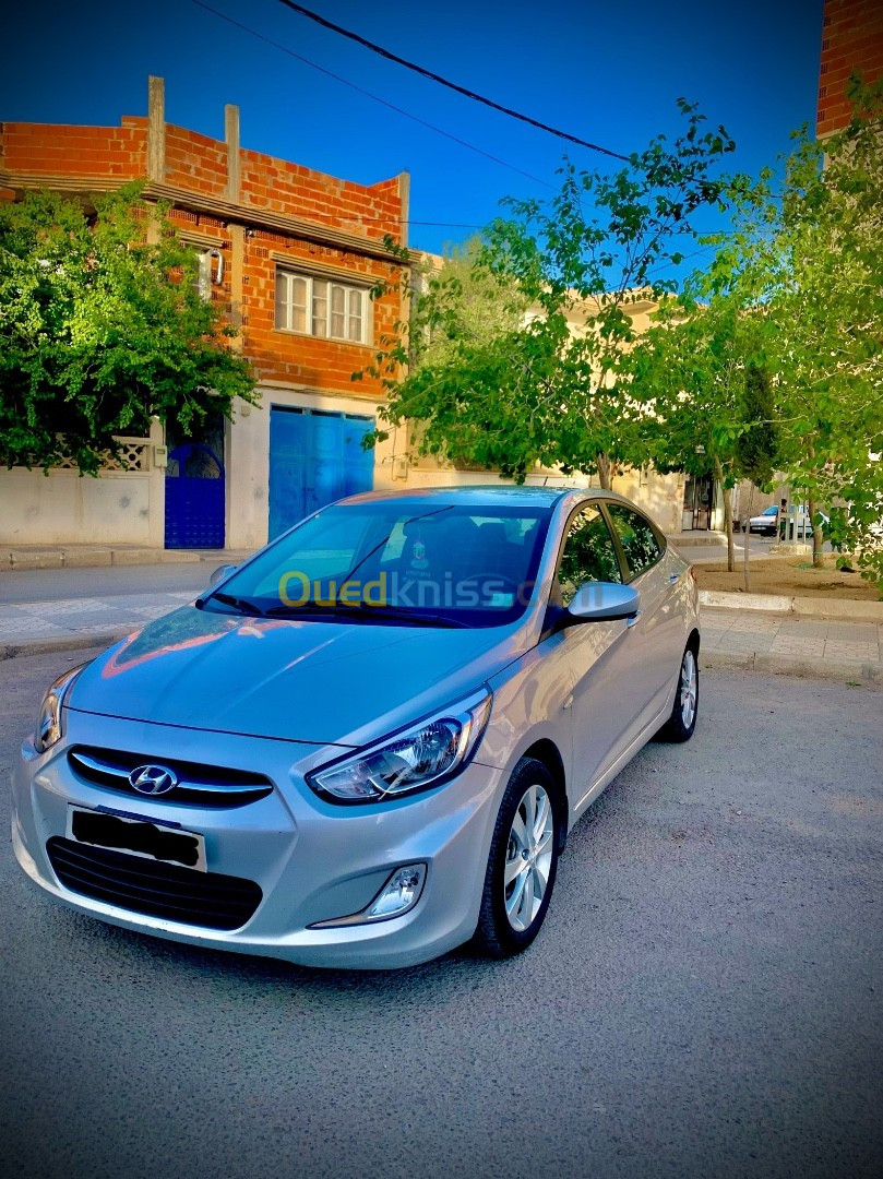 Hyundai Accent RB  4 portes 2017 Préstige