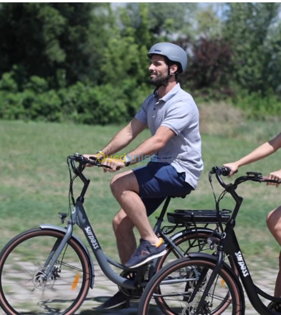 Vélo électrique SURPASS ramené de France neuf jamais roulé !!!