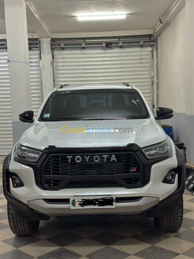 Toyota Hilux 2024 Gr