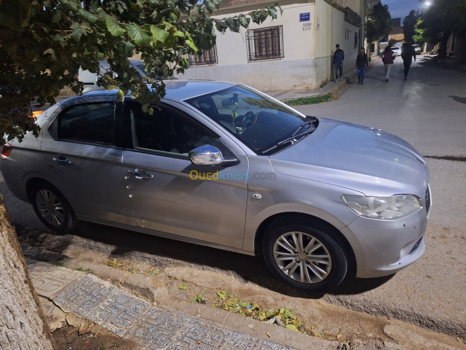 Peugeot 301 2013 Allure