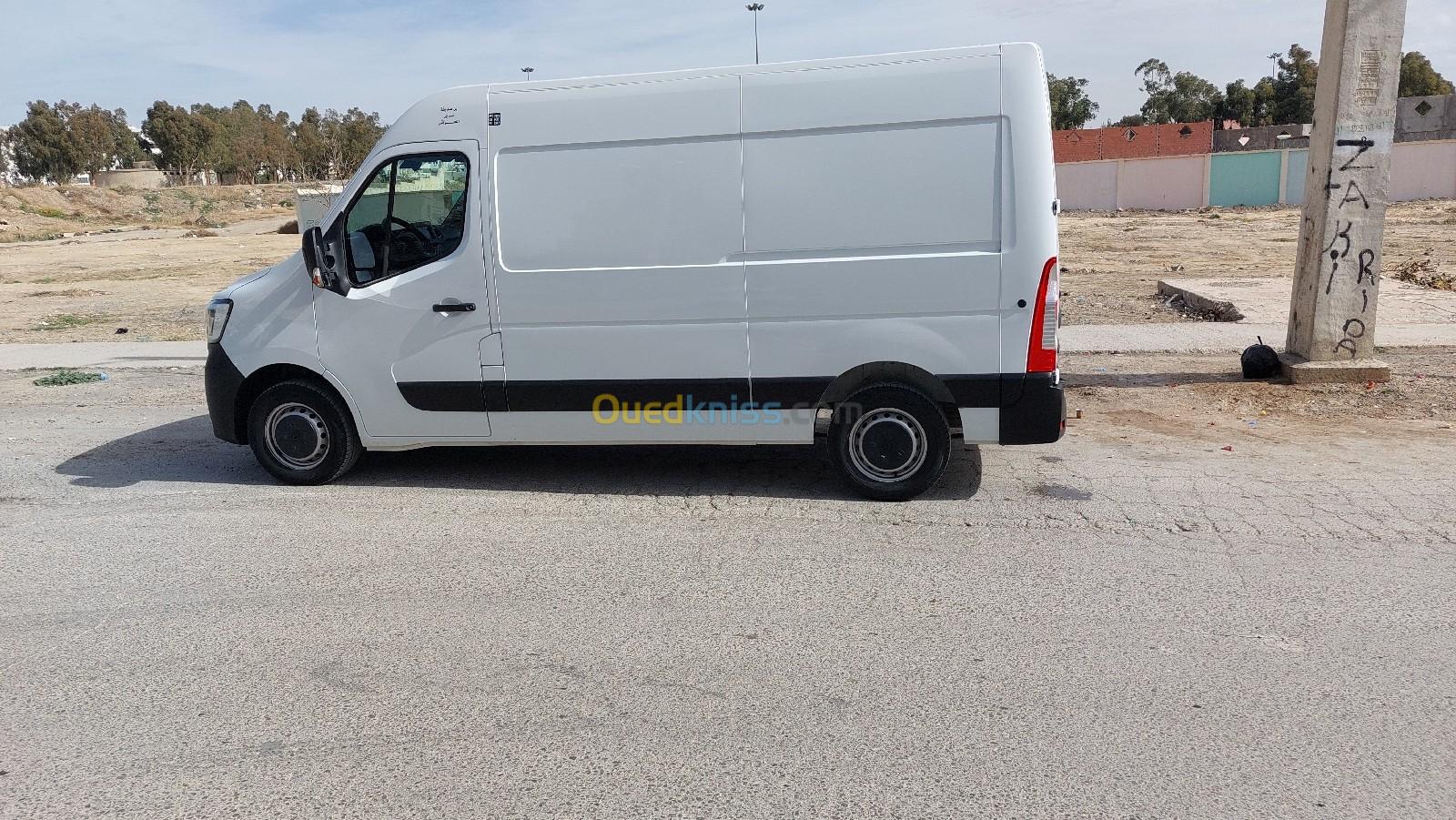 Renault Master 2021