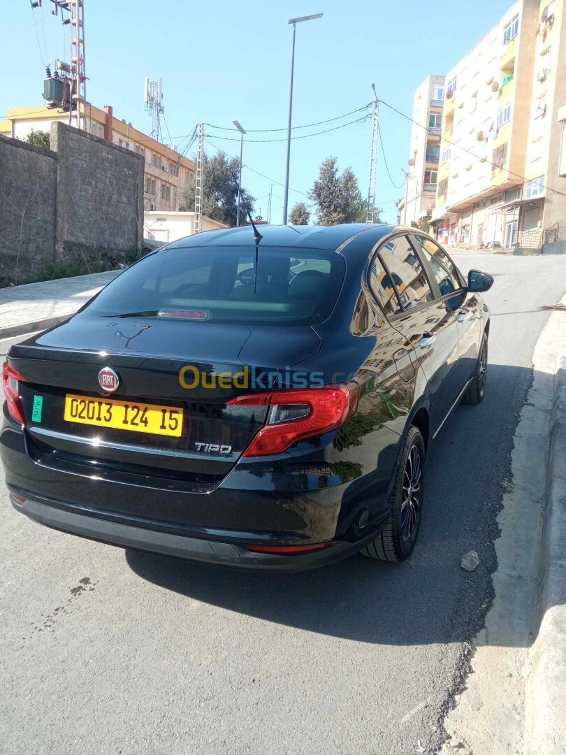 Fiat Tipo 2024 City