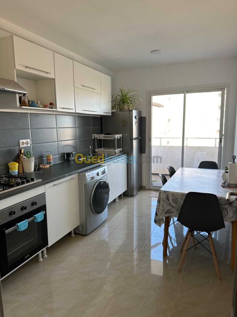 Location Appartement F3 Oran Bir el djir