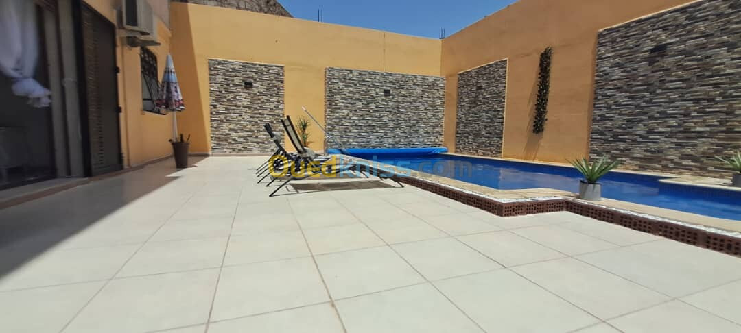 Location vacances Villa Oran Es senia