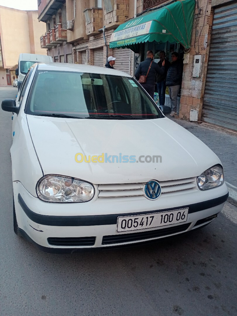 Volkswagen Golf 4 2000 