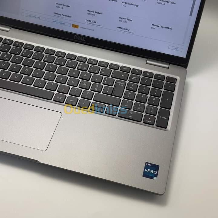 DELL LATITUDE 5540 / 13th I7-1365U/ 16GO DDR4 / 512SSD / 15.6 FHD