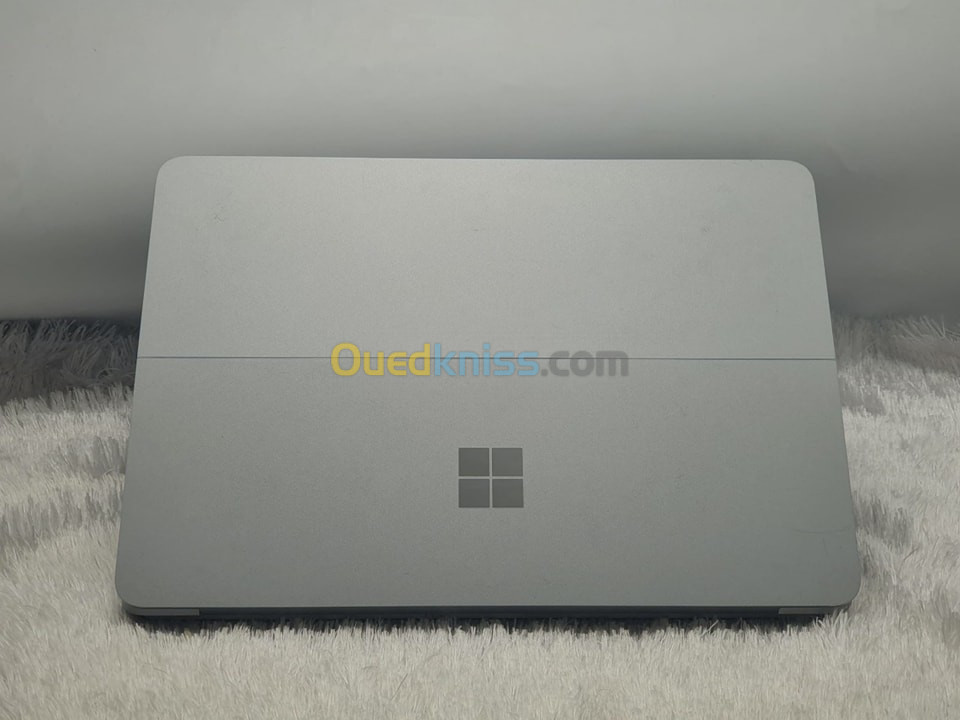 SURFACE LAPTOP STUDIO / i5-11300H / 16GO DDR4 / 256SSD NVMe / TACTILE 14.4" 2.4K