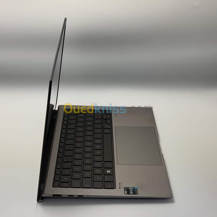 ASUS ZENBOOK S13 OLED / 13th I7-1355u / 16GO DDR5 / 1Tb SSD / 13.3  OLED 3k