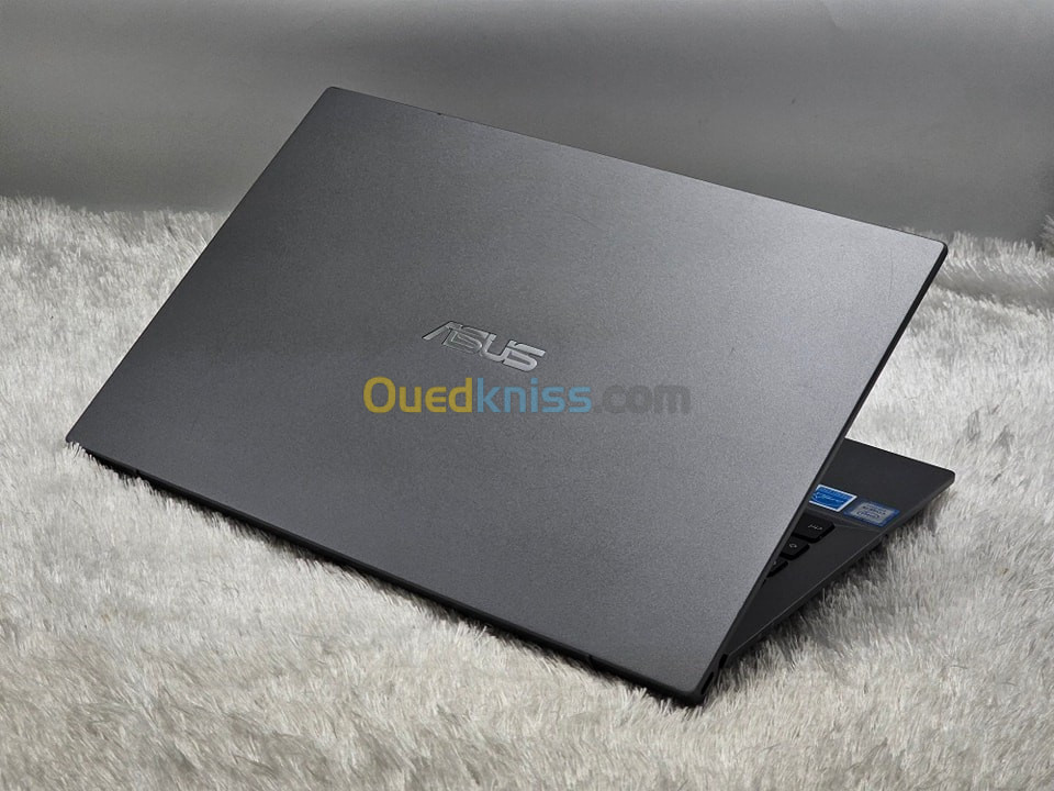 ASUS PRO B944 / I5-8EME / 8GO / 512GO SSD / 14" FHD