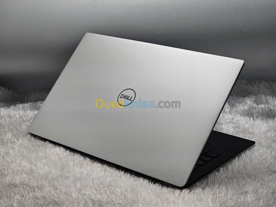 DELL XPS 13 9305 / 11th I7-1165G7 / 16GO DDR4 / 512SSD / 13.3" FHD