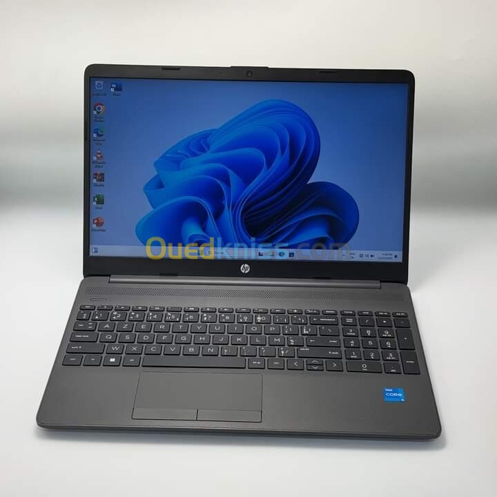 HP 250 G8 / 11th I5-1135G7 / 8Go DDR4 / 256SSD / 15.6 FHD