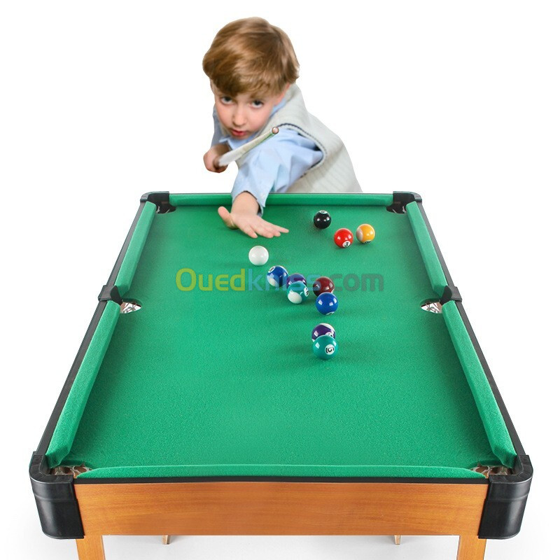 Table de Billard en Bois avec pieds de table - طاولة بلياردو خشبية مع أرجل الطاولة