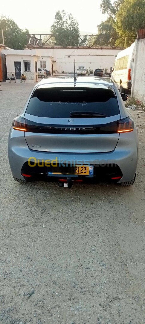 Peugeot 208 2021 مازوت