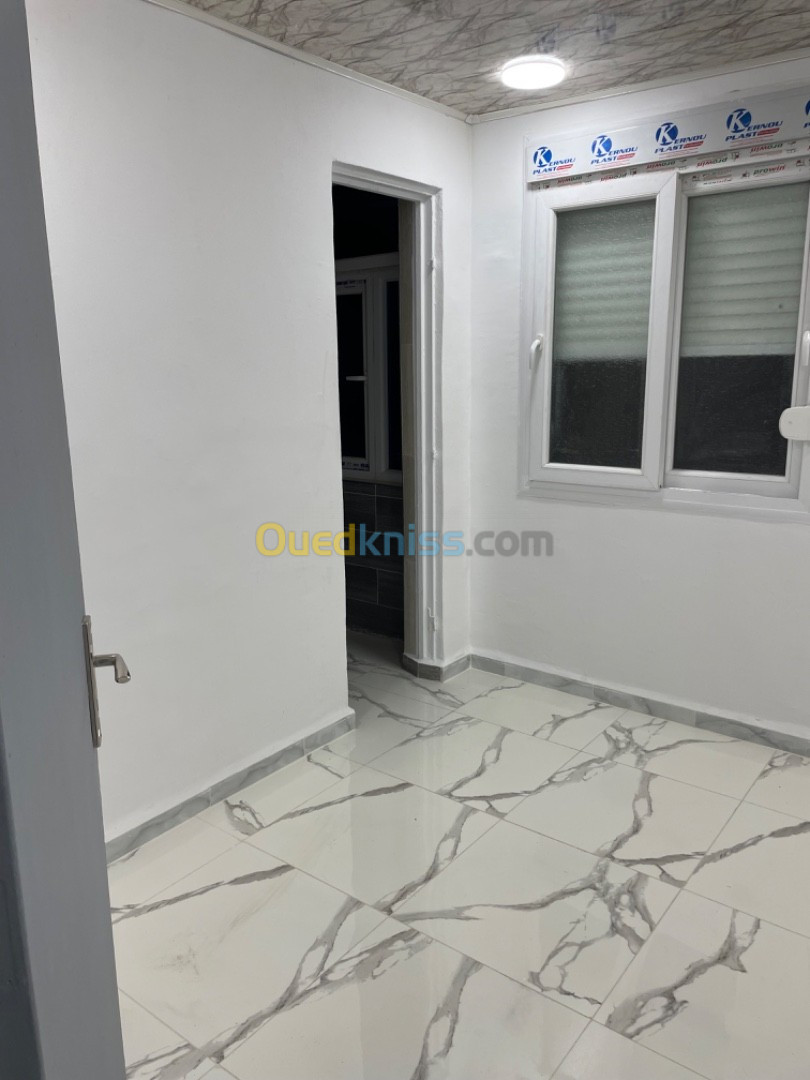 Vente Appartement Tiaret Tiaret