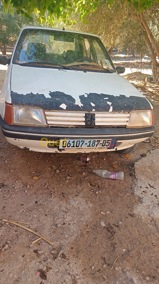 Peugeot 205 1987 