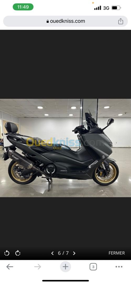 Yamaha T max 560 tech max 2020