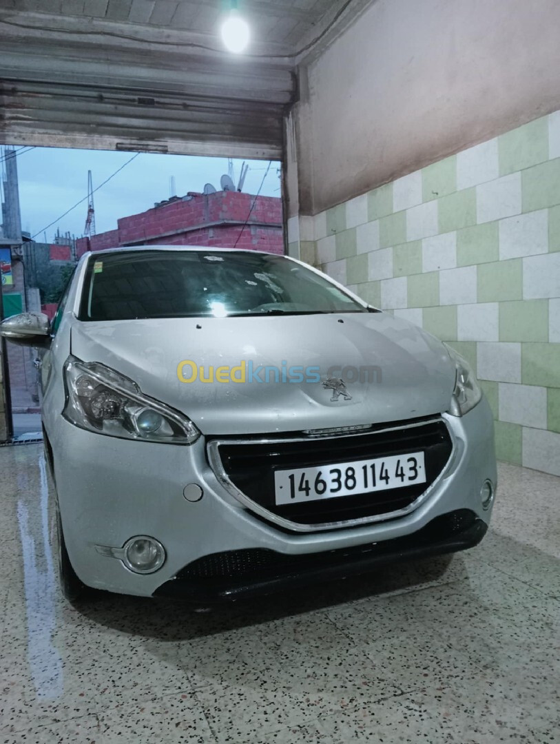 Peugeot 208 2014 Allure