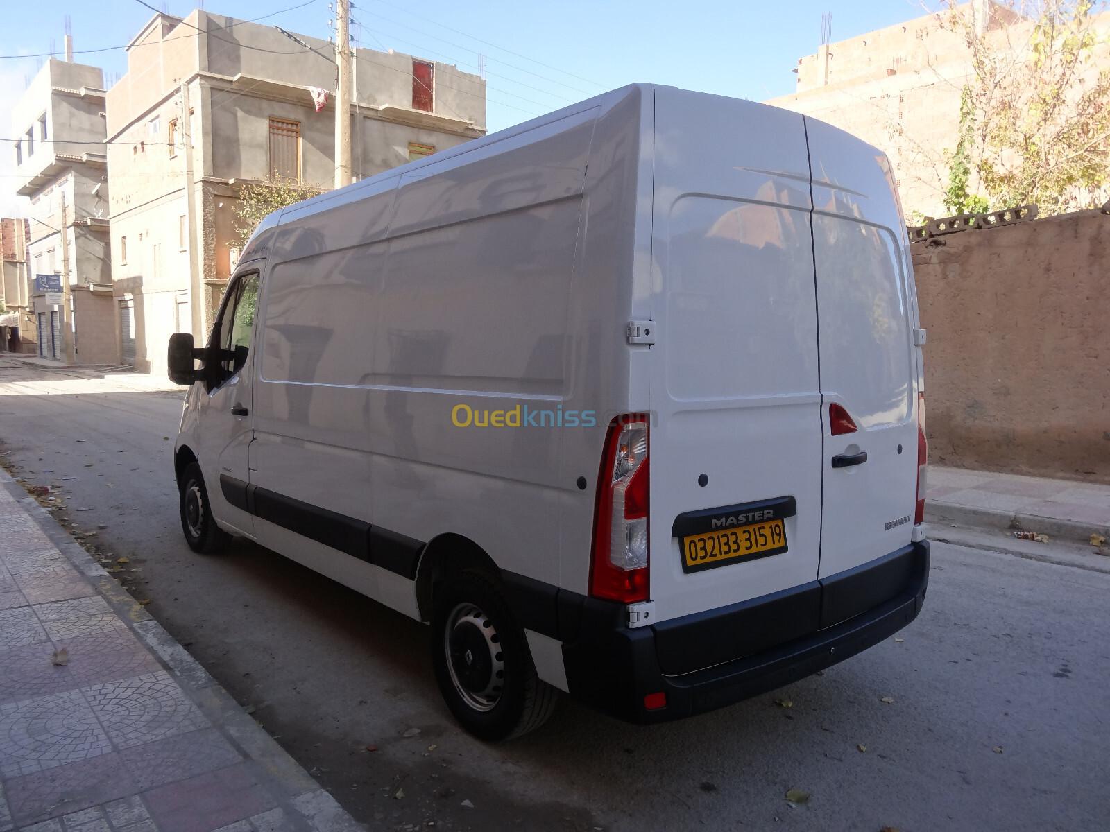 Renault master 2015