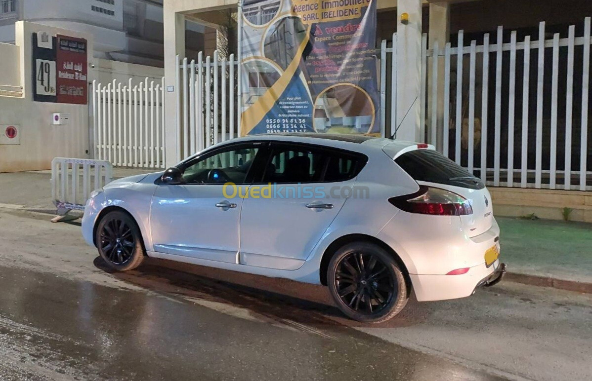 Renault Megane 3 2013 Gtline Black touche