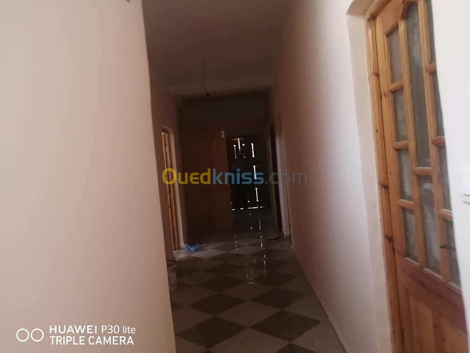 Location Appartement F12 Skikda El harrouch