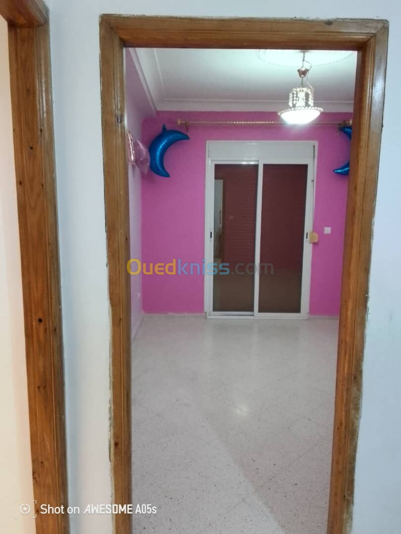 Location Appartement F3 Alger Bouzareah