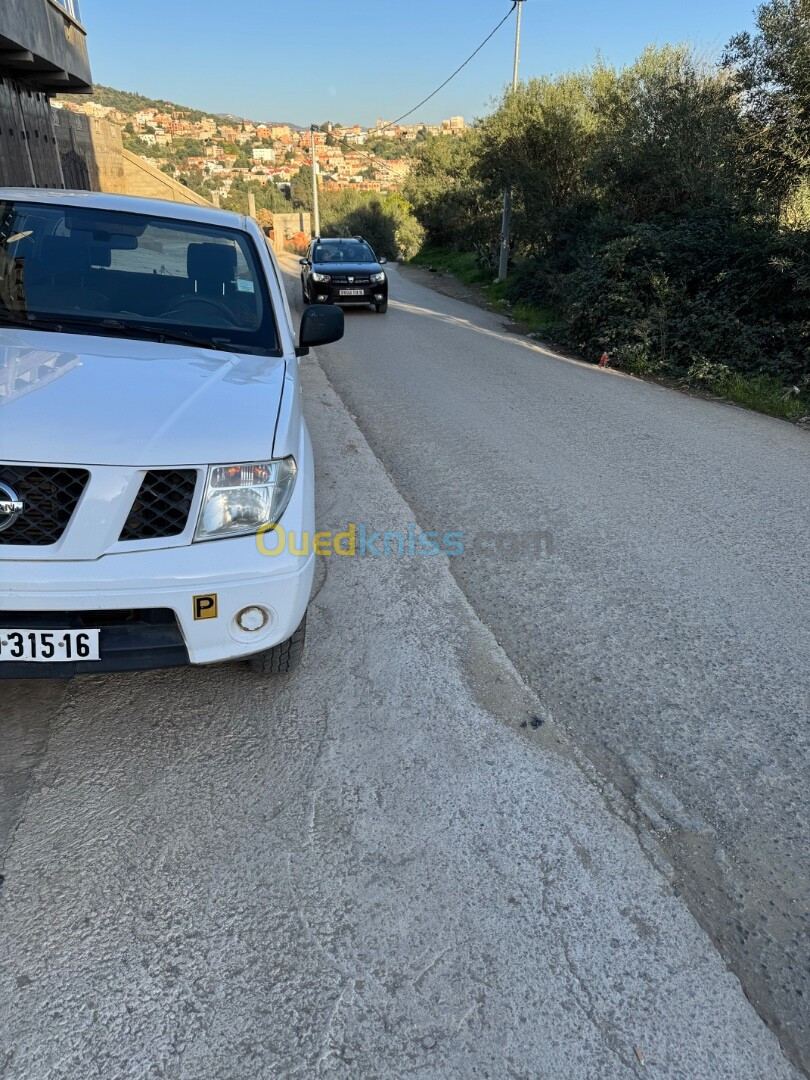 Nissan Navara 2015 Elegance 4x4