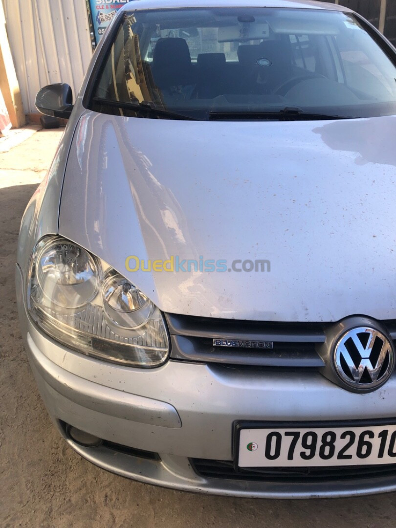 Volkswagen Golf 5 2004 Bleu motion