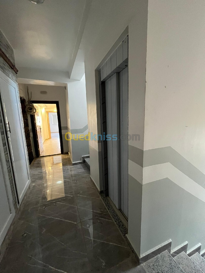 Vente Appartement F3 Alger Bordj el kiffan