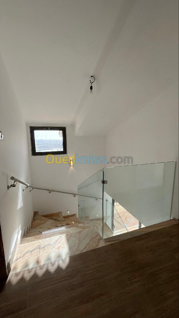 Vente Appartement F4 Alger Dely brahim