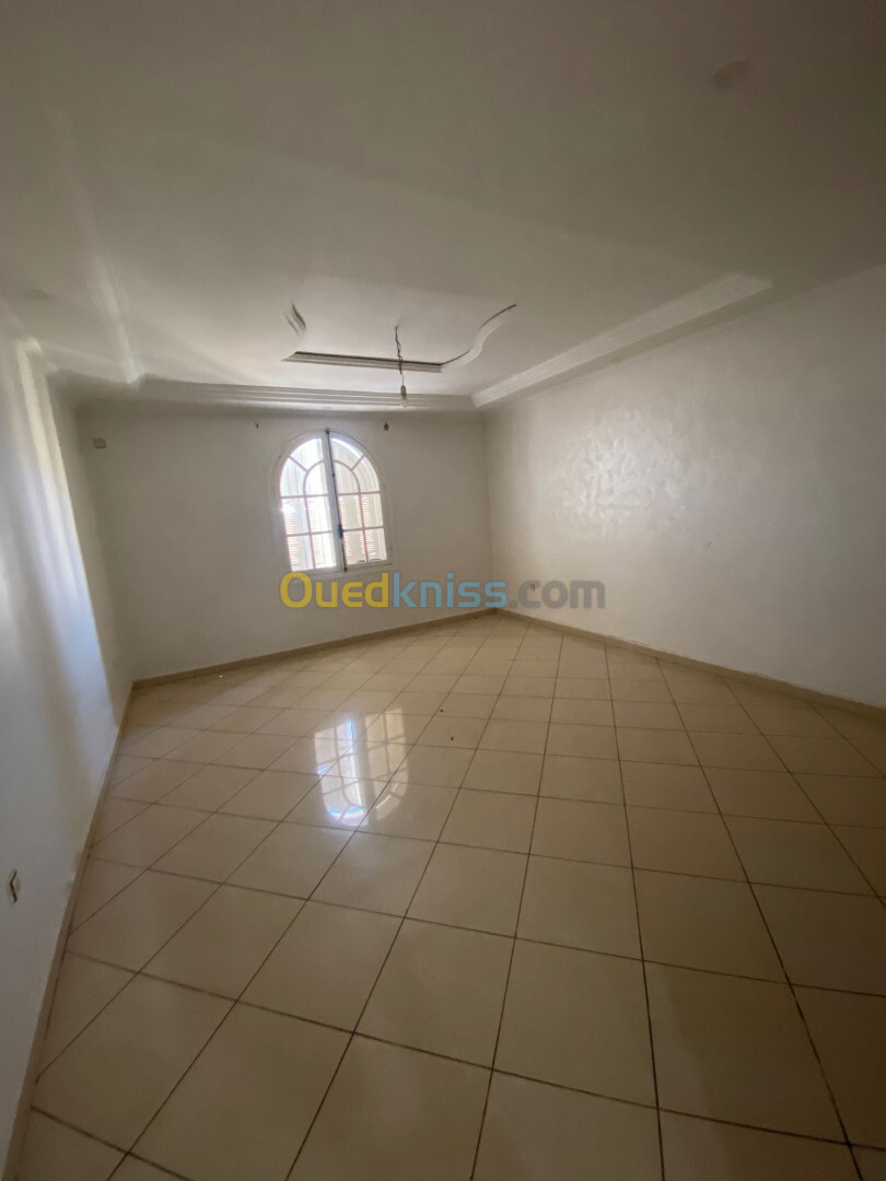 Vente Appartement F3 Chlef Chlef