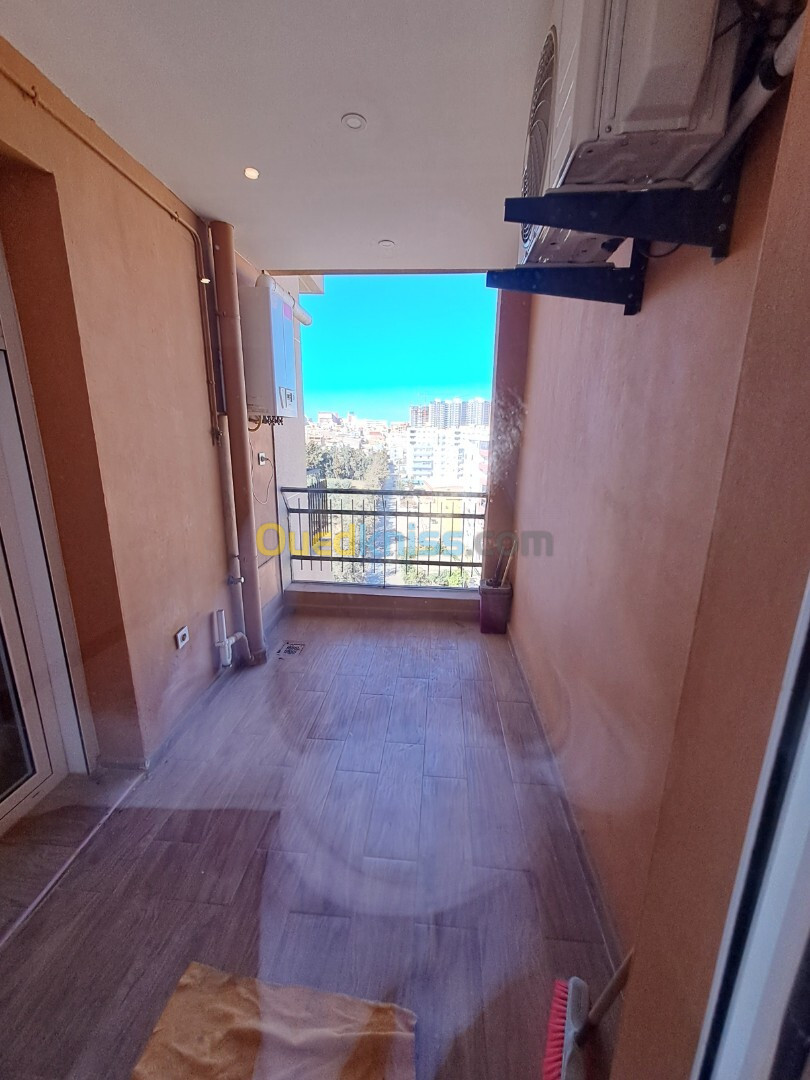 Location Appartement F4 Oran Oran