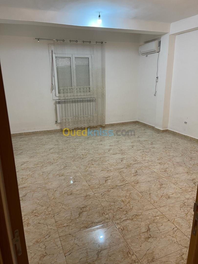 Location Appartement F4 Alger Reghaia