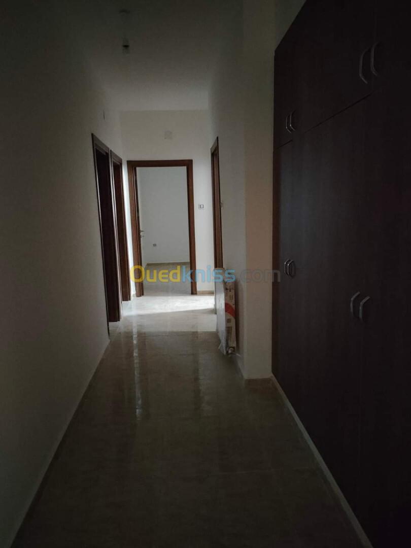 Location Appartement F4 Alger Reghaia