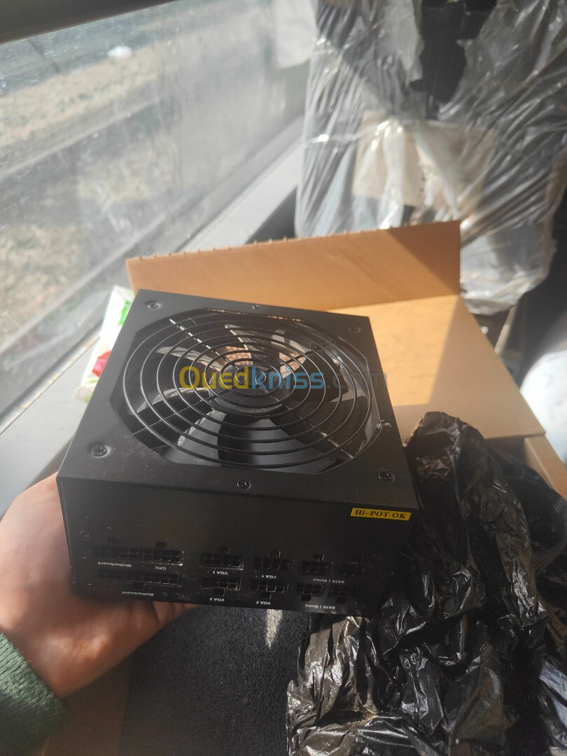 Alimentation 650 W