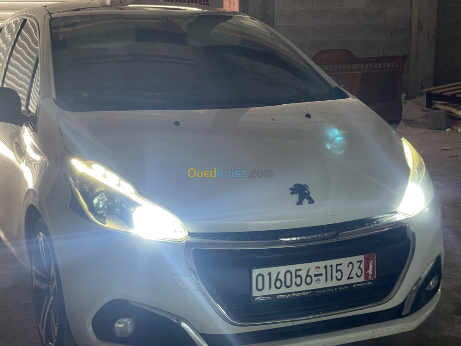 Peugeot 208 2015 Allure