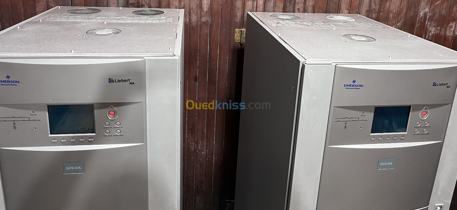   Vend 02 onduleurs EMERSON 60 Kva