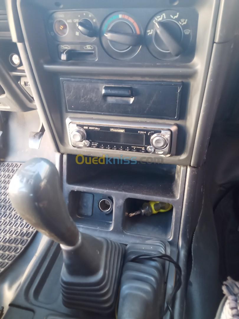 Mitsubishi Pajero 2800 1995 Sans turbo