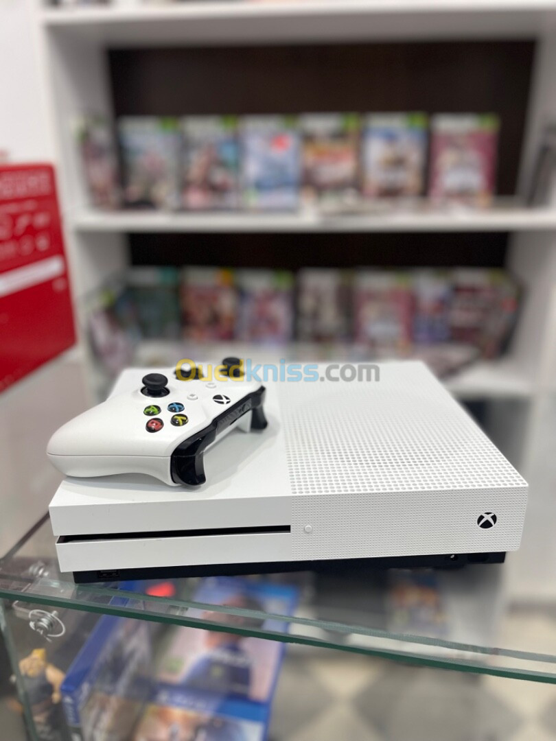 Xbox one s 1To 1000G avec game passe