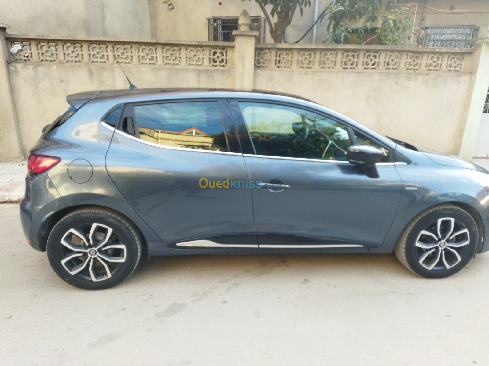 Renault Clio 4 2019 Limited 2