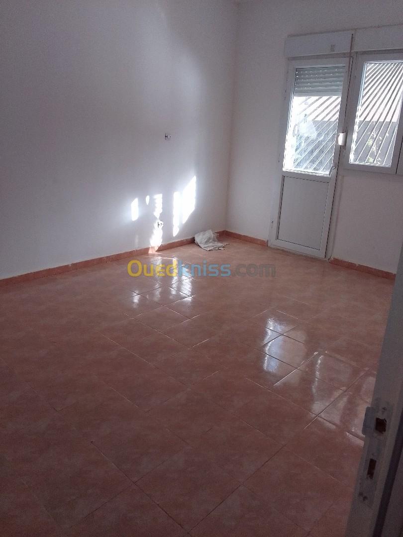 Echange Appartement F4 Blida Bouinan