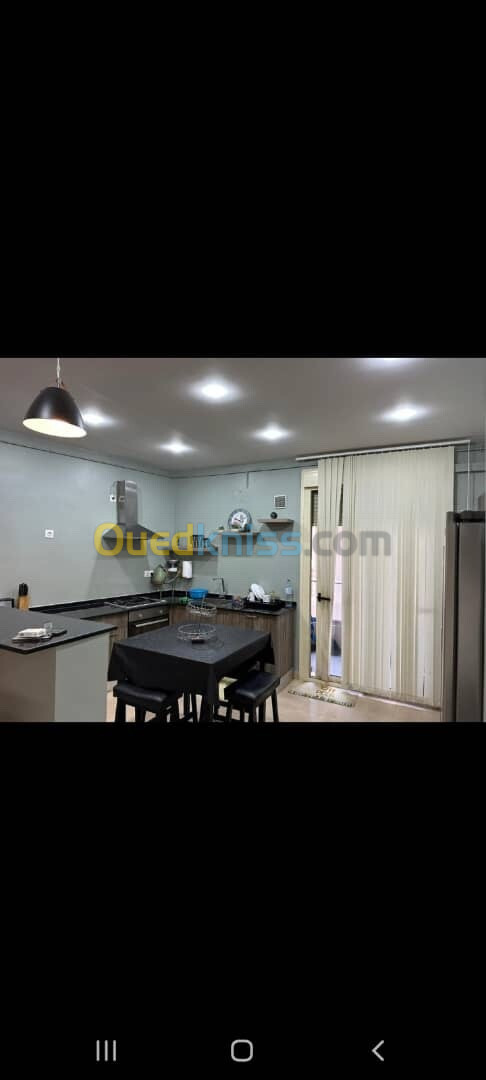 Location Appartement F3 Alger Hydra