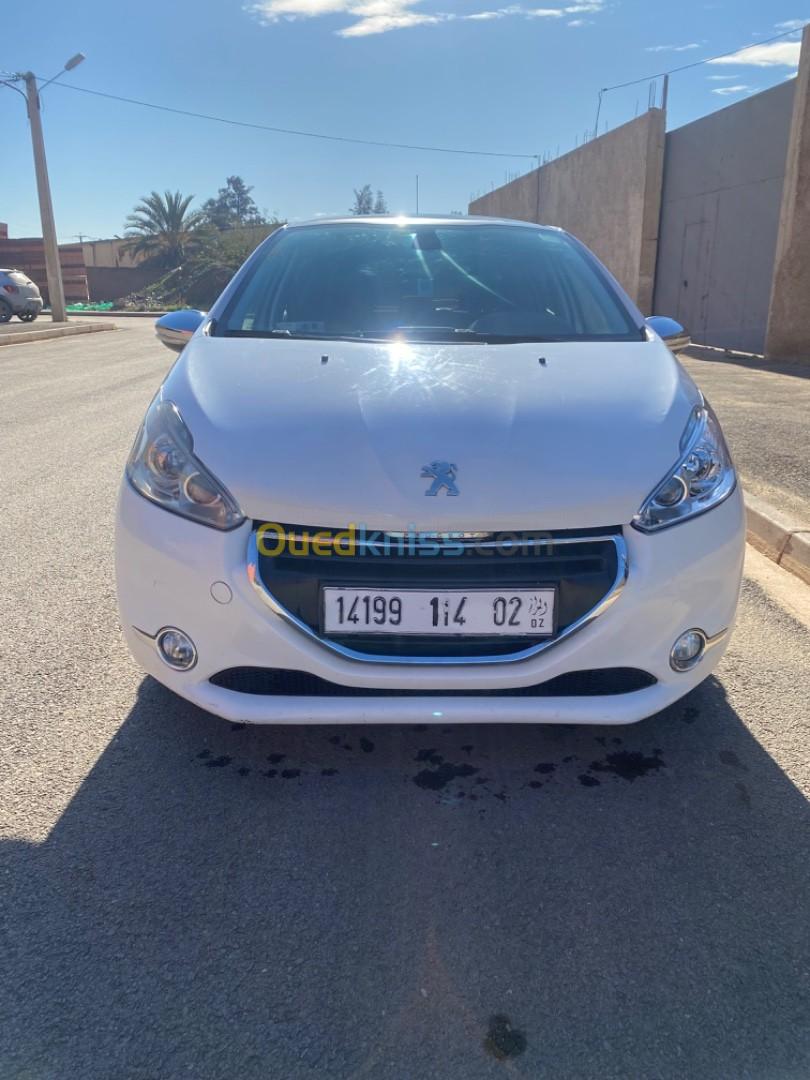 Peugeot 208 2014 Allure