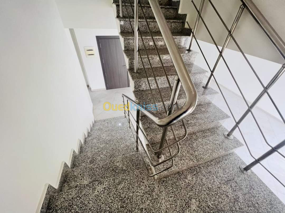 Location Appartement F4 Oran Oran