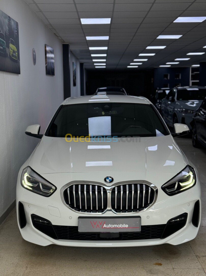 BMW 118 i 2023 Pack M