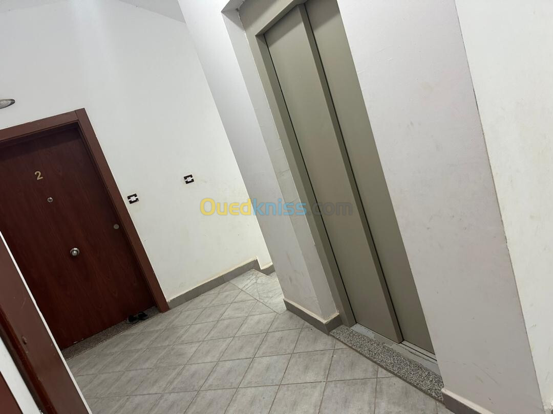 Location Appartement F3 Oran Oran