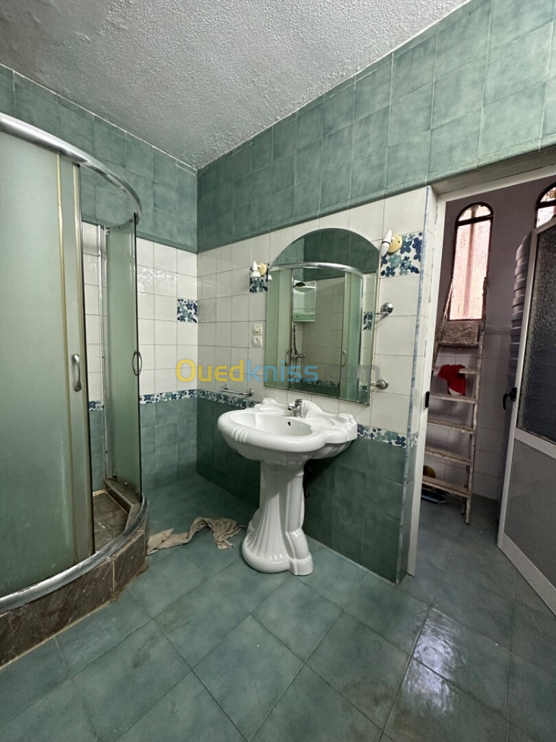 Location Appartement F4 Oran Oran