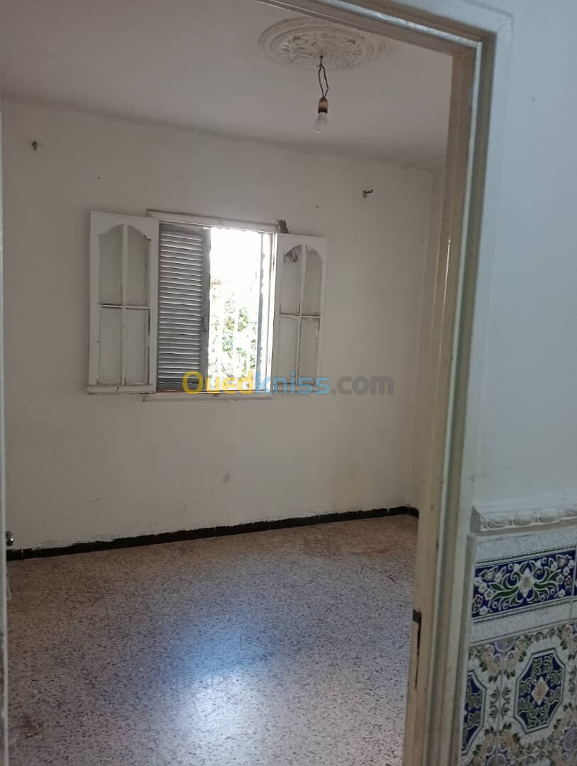 Location Appartement F4 Alger Ain naadja